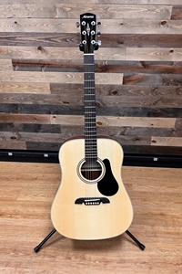 Alvarez RD26 Dreadnought Acoustic Guitar in Natural Finish with Deluxe Gigbag