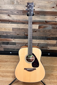Yamaha FG800 Folk Natural